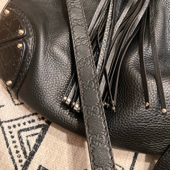 Vintage Tassle Gucci Bamboo crossbody/handbag Hobo - Picture 2 of 11